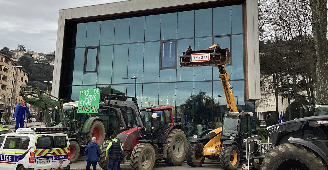 Agriculteurs en colère : blocage de Vienne annoncé  ce mercredi matin