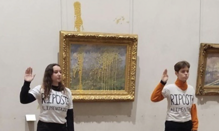 Musée des Beaux Arts de Lyon : une toile de Monet aspergée de soupe par des écologistes de « Riposte Alimentaire »