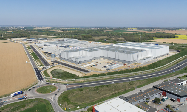 Toujours en colère, les agriculteurs s&rsquo;attaquent jeudi matin (entre autres) à Leclerc dans le Nord-Isère