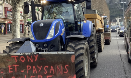 Blocage de Vienne/Seyssuel sur l’A7 : les agriculteurs en colère vont lever le camp cet après-midi et traverser Vienne vers 17 heures avec leurs tracteurs