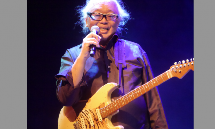 En résidence avec master class au Conservatoire de Vienne, le célèbre guitariste de Jazz Nguyên Lê en tête d’affiche d’un superbe concert au Manège