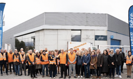 Le Département remet les clés de leurs nouveaux entrepôts à la Banque alimentaire de l’Isère : 10 000 bénéficiaires par semaine !