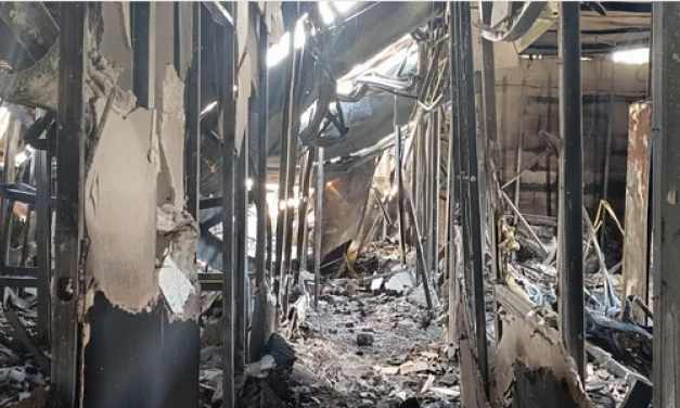 Basée à Vienne, leur miellerie de 6 salariés est partie en fumée vendredi : ses dirigeants lancent une cagnotte en ligne pour ne pas disparaître