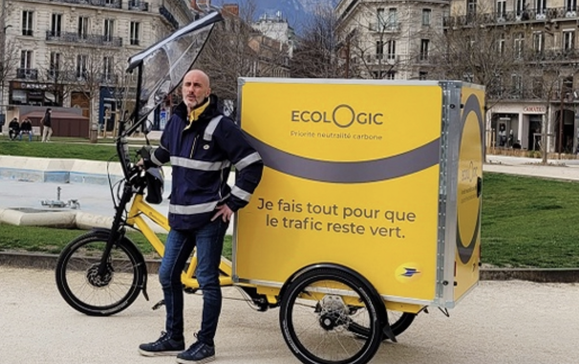 Une charte signée pour une logistique verte, avec des aires de ...