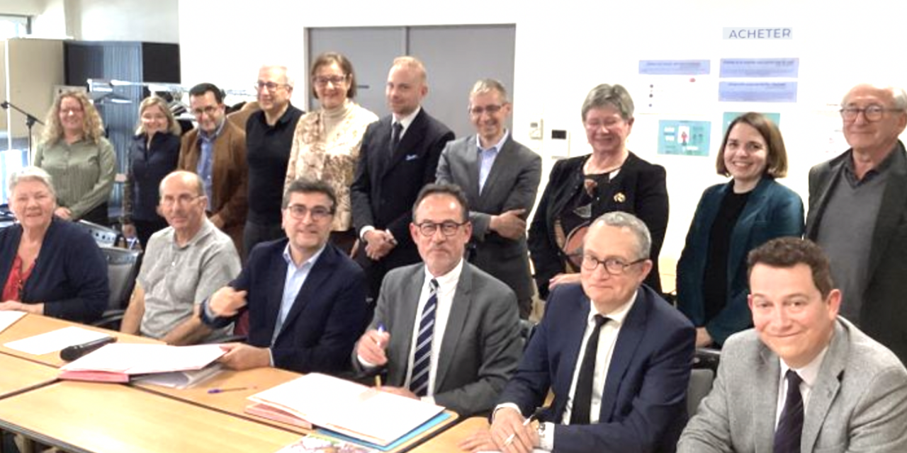 Pour mieux prendre en charge la santé des habitants de Vienne Condrieu Agglomération : signature du 1er  Contrat Local de Santé