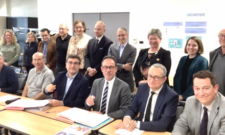 Pour mieux prendre en charge la santé des habitants de Vienne Condrieu Agglomération : signature du 1er  Contrat Local de Santé