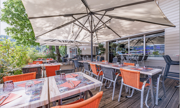 Le restaurant Côté Court rouvre sa terrasse, l’une des plus belles de Vienne, début mai