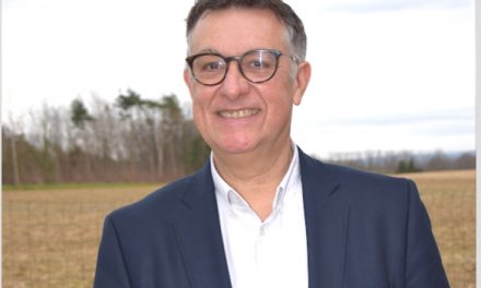 Conflit au sein du conseil municipal d’Estrablin : Denis Peillot, maire, démet de leurs fonctions son 1er et sa 6ème adjointe