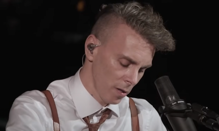 Après Ibrahim Maalouf en ouverture et Vulfpeck en bonus, une 3ème soirée de Jazz à Vienne affiche complet :  celle d’Asaf Avidan le 8 juillet
