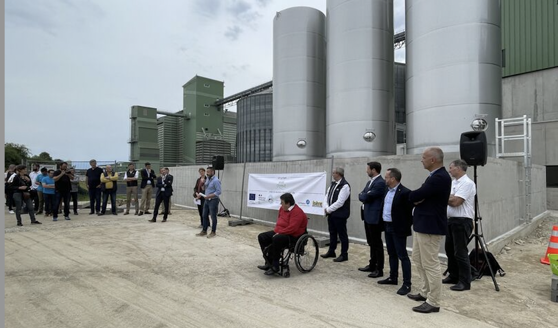La coopérative agricole Oxyane (Vienne/Genas) inaugure une usine de trituration de soja à la Côte-Saint-André : un investissement de 10 M€