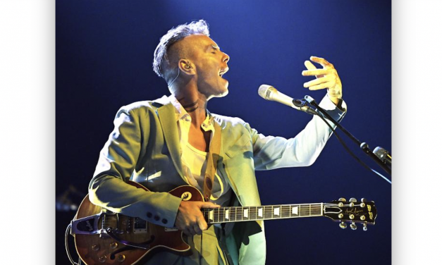 Jazz à Vienne : seul en scène Asaf Avidan fait ce soir lundi 8 juillet  théâtre  antique comble