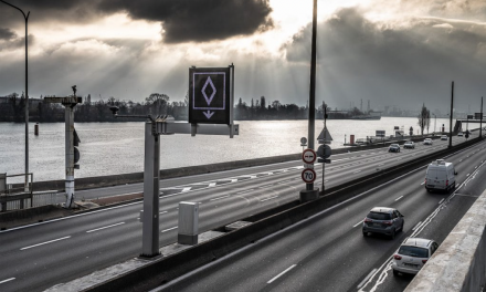 M7 et M6 à l’entrée de Lyon : les radars pour lutter contre les contrevenants sur la voie de covoiturage sont activés. Les verbalisations arrivent …