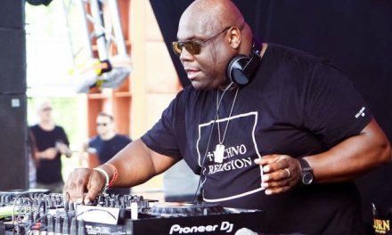 Techno : Carl Cox, sera, avec ses platines, jeudi 19 juin 2025, sur la scène du théâtre antique de Vienne