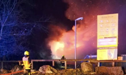 Un violent incendie détruit un local de la base de loisirs Wam Park de Condrieu : un acte de vandalisme le soir de la Saint-Sylvestre