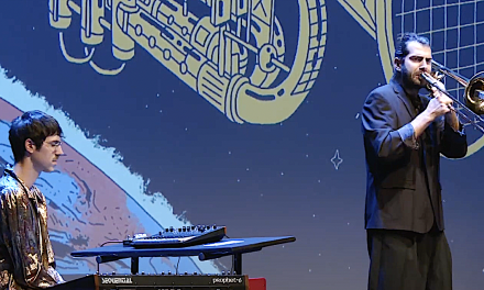 Vidéo-Présentation de l’édition 2025 de Jazz à Vienne en présence du trio de Robinson Khoury, « meilleur musicien de jazz en France 2024 »