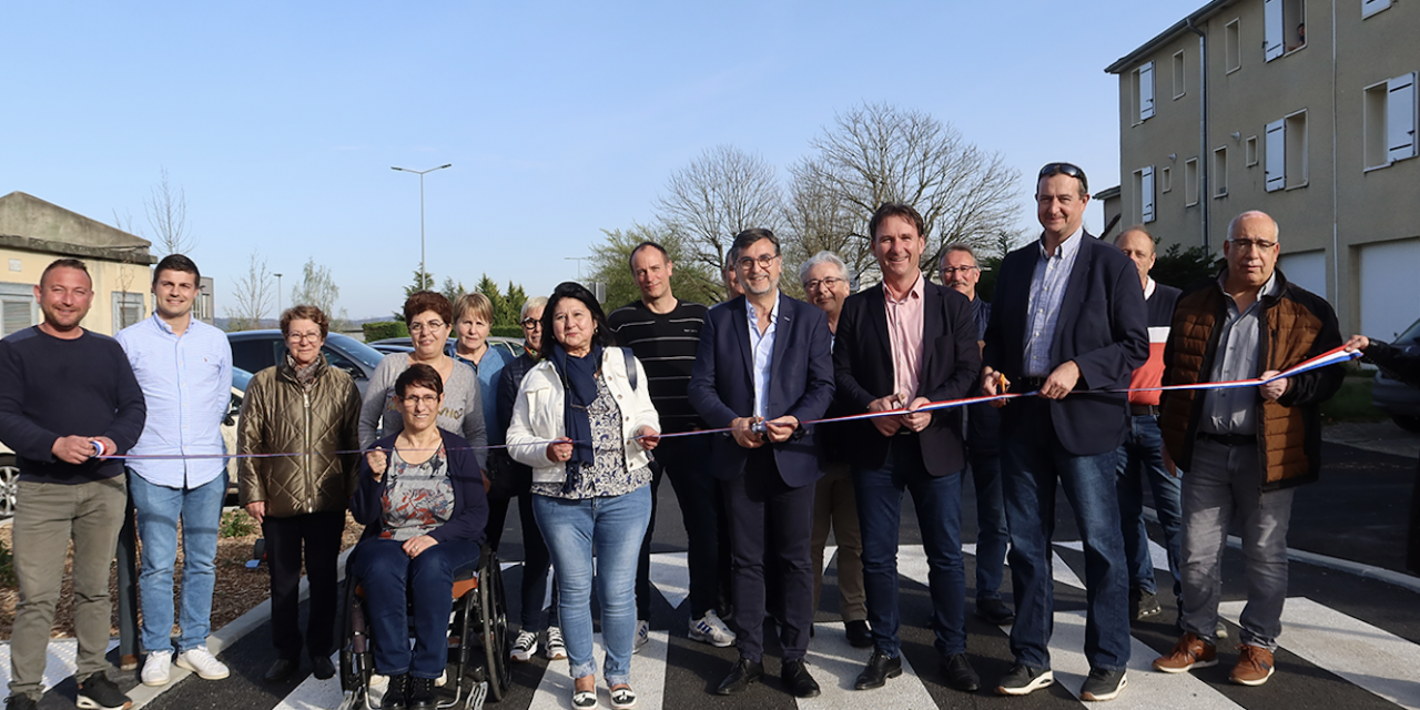 Parc de jeux, circulation apaisée , arbres : les aménagements de la rue Tony Garnier dans le quartier de Malissol à Vienne inaugurés