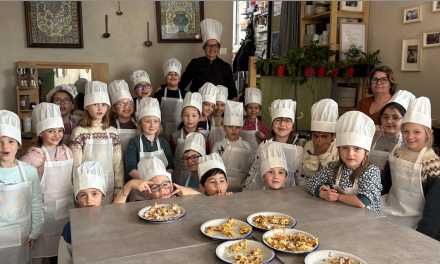 Quand les petits-chefs de Saint-Charles s’initient avec passion à la découverte des mets et saveurs au restaurant Mama Trøtter à Vienne
