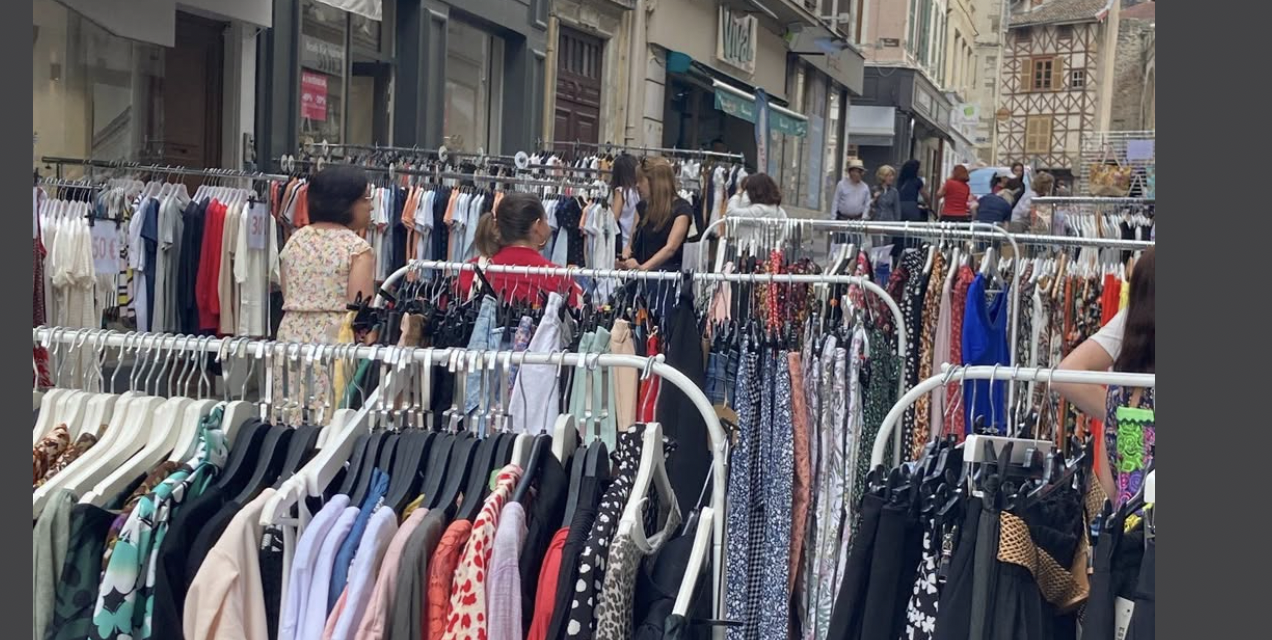  Viennoiseries : La Braderie de Vienne annoncée du 16 au 18 mai ; « L’affaire Léo Lagrange », vers l’apaisement ;  Un éclairage pour s’entraîner au foot le soir à Malissol