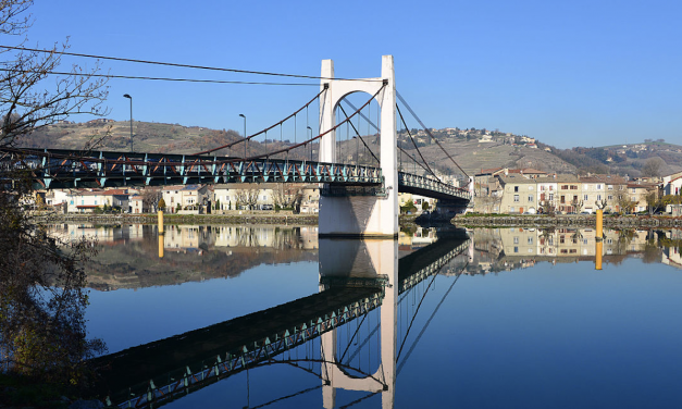 Le pont de Condrieu fermé du 22 au 24 avril, pour « travaux préparatoires » : voitures interdites, mais piétons et vélos autorisés
