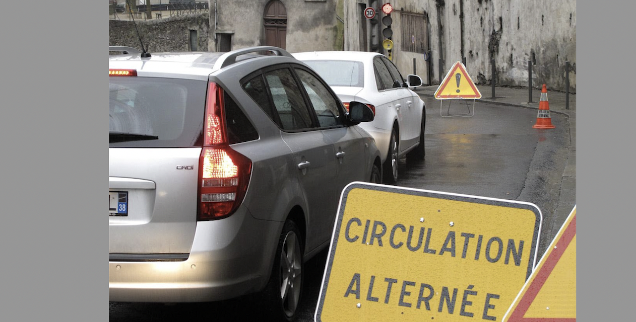 Viennoiseries : les trottoirs refaits à neuf Montée Saint-Marcel, bientôt inaugurés ; la Traviata s’invite sur le marché de Vienne et le Trente fête le prix Livre-Hebdo