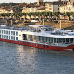 Collision entre un bateau de croisière avec près de 130 personnes à bord et une barge sur le Rhône au Sud de Vienne