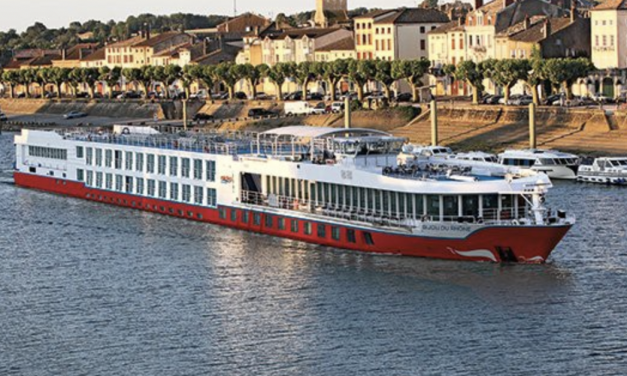 Collision entre un bateau de croisière avec près de 130 personnes à bord et une barge sur le Rhône au Sud de Vienne