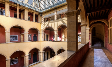 Après trente mois de travaux, la Cour des Loges rouvre ses portes, hôtel et restaurants compris, le 20 mai dans le Vieux Lyon