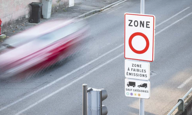 Une tribune anti-ZFE d’une cinquantaine d’élus de La Métropole de Lyon et de la Région :  « quand l’écologie hors-sol est source d’exclusion »