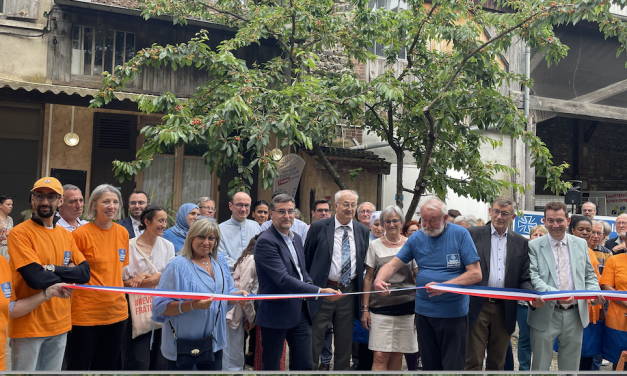 Le Secours Catholique inaugure ses nouveaux locaux à Vienne situés près du cinéma l’Amphi