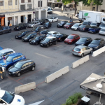 La place François Mitterrand  à Vienne en configuration été jusqu’au 14 septembre avec des suppressions de places de stationnement