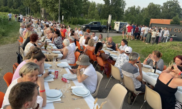 Un succès : 350 participants au 1er Grand Banquet de Jassoux à Chavanay terni par une vingtaine de déprédations sur le parking