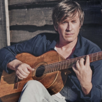 Viennoiseries-Thomas Dutronc, parrain de la cuvée « spéciale Jazz à Vienne » en Condrieu et Côte-Rôtie ; La Ville s’intéresse aux voûtes situées sous la voie ferrée à Estressin ; Une belle initiative des élèves de Robin au service pédiatrie de l’hôpital Lucien Hussel