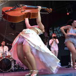 Vidéo- Revivez en intégral l’ébouriffant concert d’Ana Carla Maza, le 5 juillet 2025 à Jazz à Vienne
