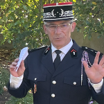 Il a  débuté sa carrière chez les sapeurs-pompiers à la caserne de Vienne : Stéphane Sadak fait Officier dans l’Ordre du Mérite