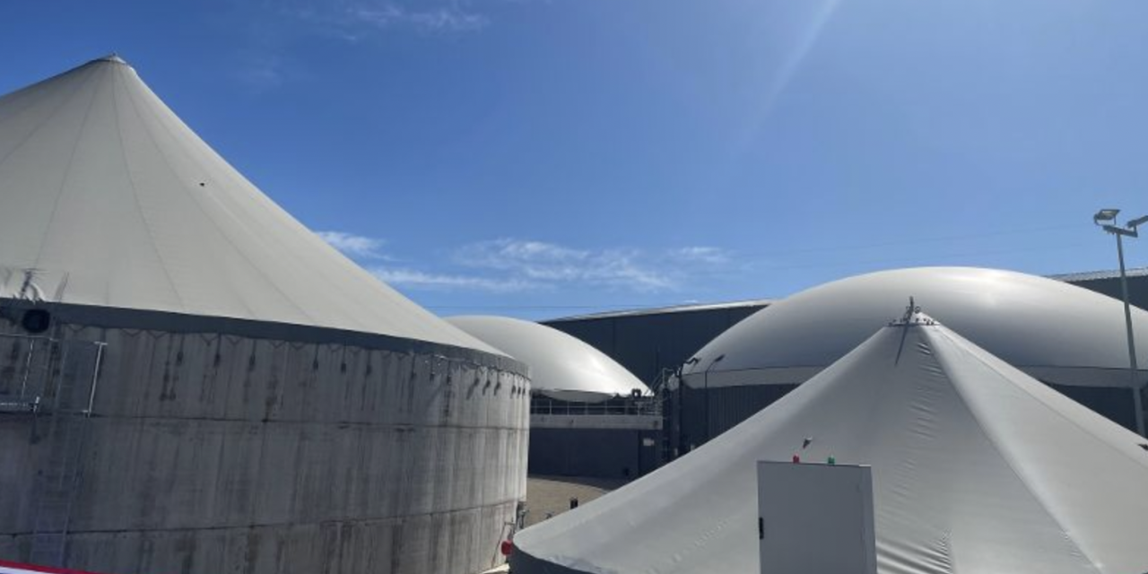 Baptisé Agrométha : Eyzin-Pinet inaugure son méthaniseur porté par onze agriculteurs/associés qui alimentent en biogaz près de 2 500 foyers