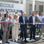 La rentrée s’effectue ce matin dans une école élémentaire Jean Moulin à Vienne refaite à neuf et chauffée à la géothermie