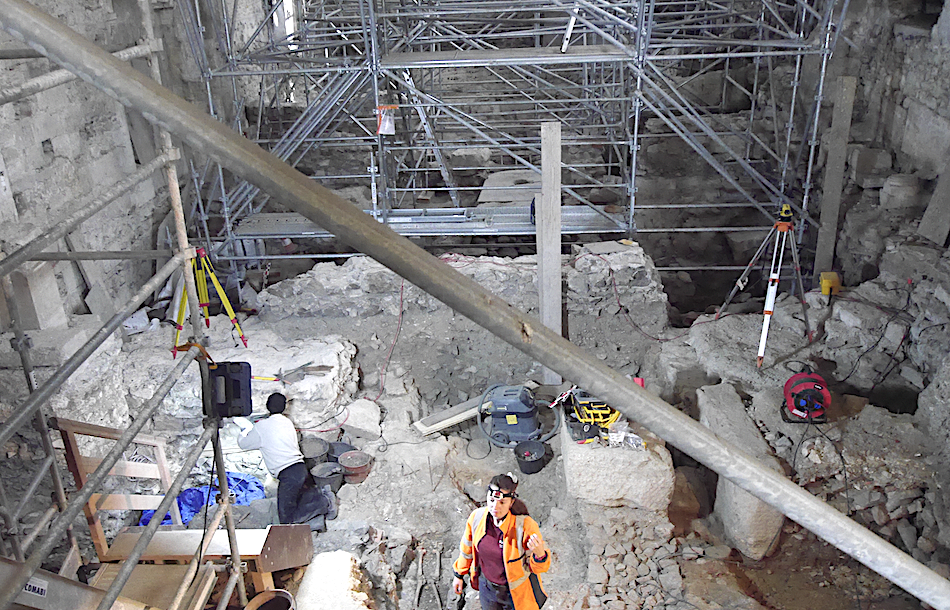 Les toutes dernières fouilles archéologiques de l’église de l’ancien couvent des Bénédictines à Vienne, bientôt terminées : que va devenir ce bâtiment inscrit aux Monuments Historiques ?