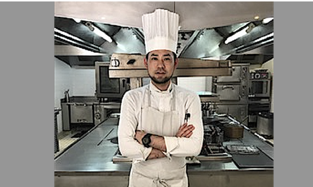 Il fait partie des 21 sélectionnés : Kenji Takenoshita du restaurant La Pyramide à Vienne, futur champion de France et peut-être du monde, du pâté en croûte ?