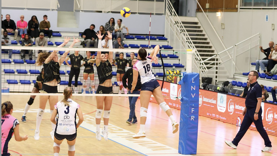 Volley Ball Pays Viennois, Elite-Les Rennaises tombent les Viennoises