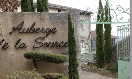 La municipalité de Tupin-et-Semons rachète « l’Auberge de la Source » pour en faire un « Point multi-services » assorti d’un bistrot-auberge de terroir…