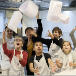 Elle lutte contre la souffrance des enfants, des ados et des jeunes adultes : accompagnez l’association Kiwi organisation en achetant citrons, mandarine, miel, etc.