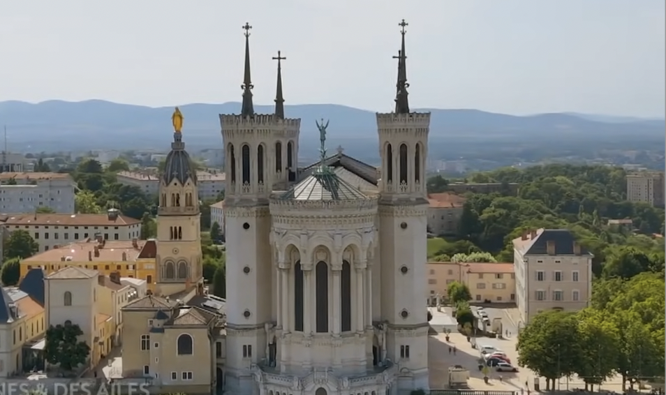Vidéo-France 3 : retour sur le « spécial Pays Lyonnais » de l’émission « des racines & des ailes »