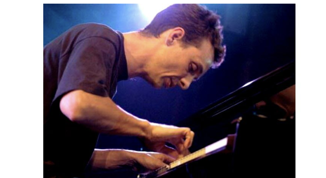 Le pianiste Pierre de Bethmann viendra clôturer l&rsquo;année 2025 du Quartier Latin Jazz Club le 14 décembre à la Verrière des Cordeliers à Ste-Colombe