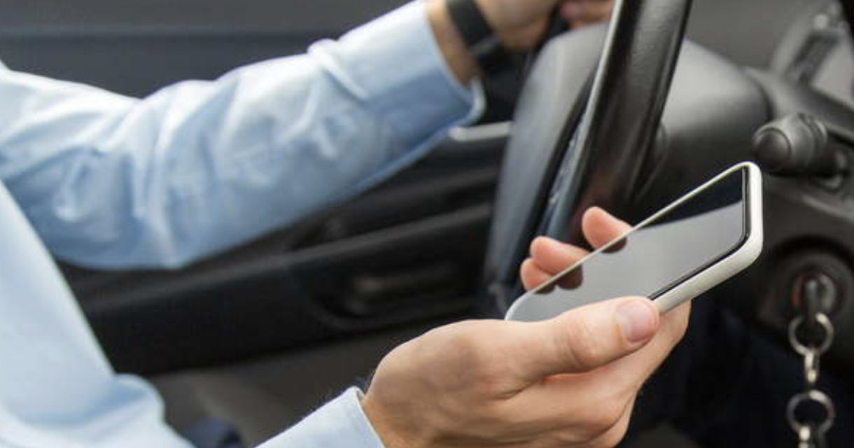 4 000 permis de conduire suspendus chaque année en Isère : alcool, stupéfiants, vitesse, téléphone au volant, la préfète durcit le barème