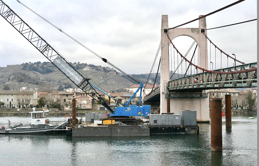 Pont de Condrieu : le chantier de renforcement  du tablier franchit une nouvelle étape