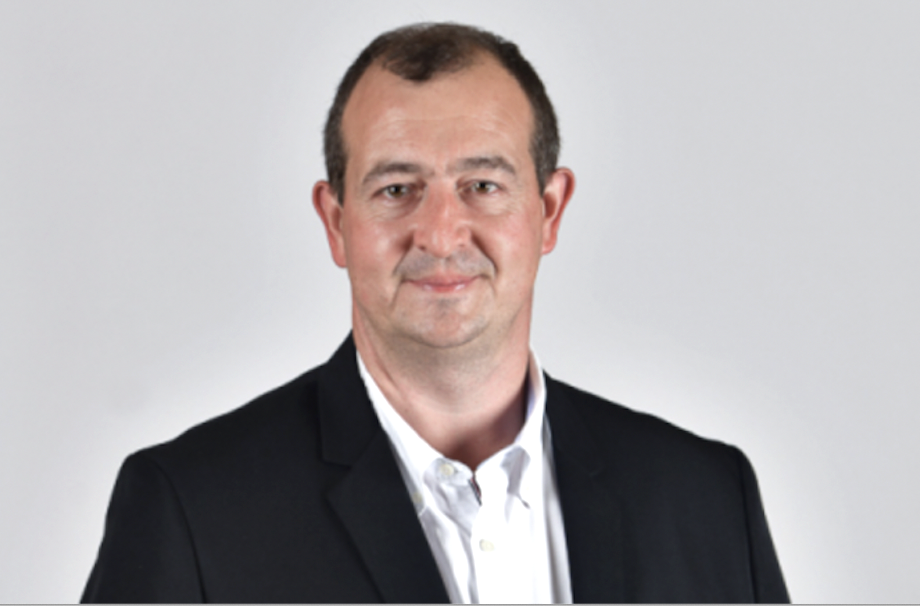 Chasse-sur-Rhône, municipales, mars 2026-Christophe Bouvier indigné : des tags nazis sur une affiche de campagne