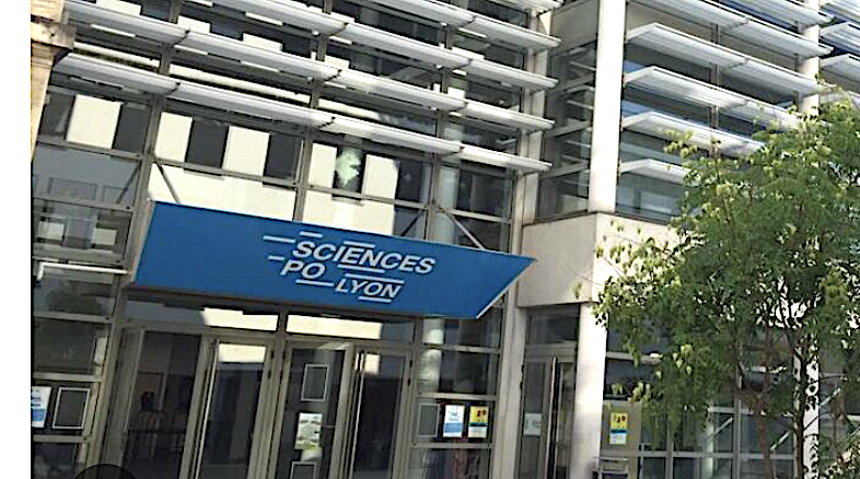 Qui est Quentin, le jeune Viennois « dans un état désespéré » après avoir reçu plusieurs coups de couteau en marge d’un meeting à Lyon ?