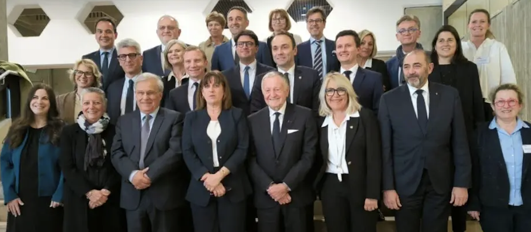 La présidence de la Métropole de Lyon passe des Ecologistes à LR : Véronique Sarcelli accède à la présidence