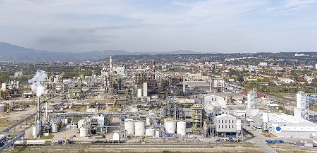 La construction d’une usine de e.méthanol sur le site chimique des Roches/Roussillon avance à grand pas : 750 M€ d’investissement et 80 emplois à la clef