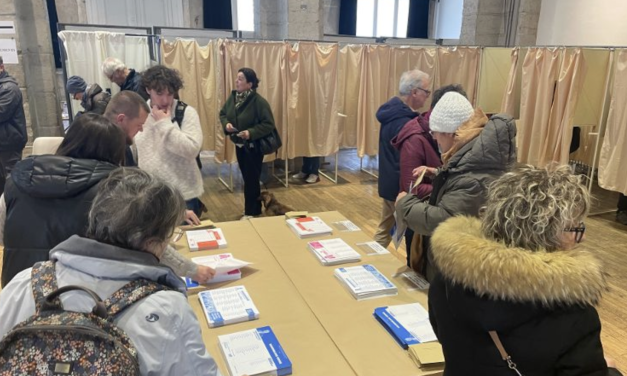 Municipales, 1er tour- Le taux de participation en nette hausse, se rapprochant des 50 % en Isère à 17 heures ; et des 60 % à Vienne à 18 h